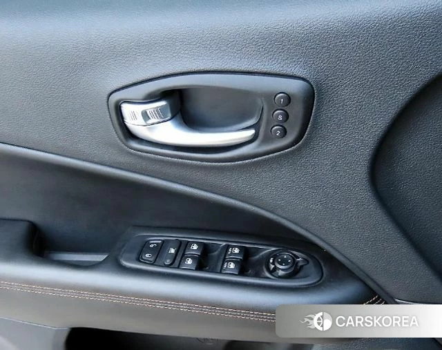 Jeep Compass 2nd Generation id 4864454 из Кореи 8