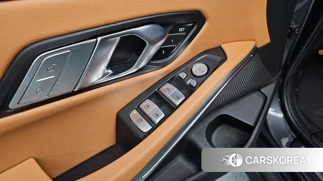 BMW 3 Series (G20) id 3437876 из Кореи 8