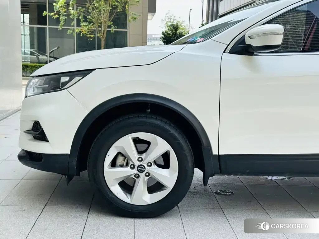 Nissan Qashqai id 4655009 из Китая 8
