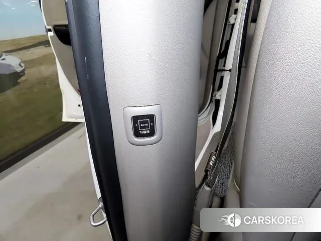 Kia The New Carnival id 3380643 из Кореи 8