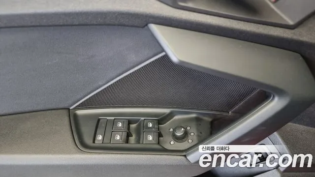 Audi A3 (8Y) id 2624960 из Кореи 8