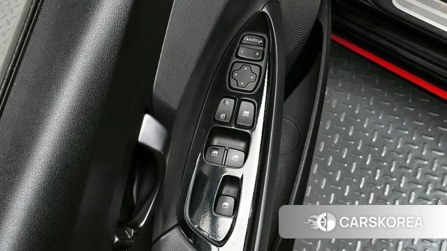 Hyundai Veloster (JS) id 3885961 из Кореи 8