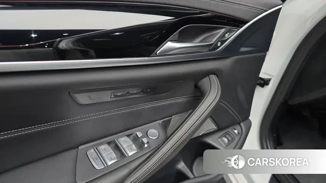 BMW 5 Series (G30) id 3453759 из Кореи 8