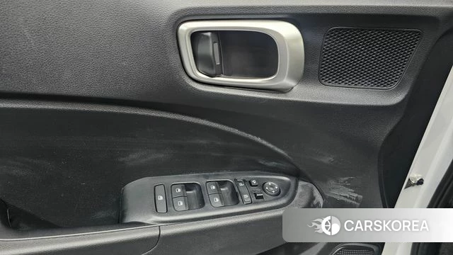 Hyundai Venue id 4423555 из Кореи 8