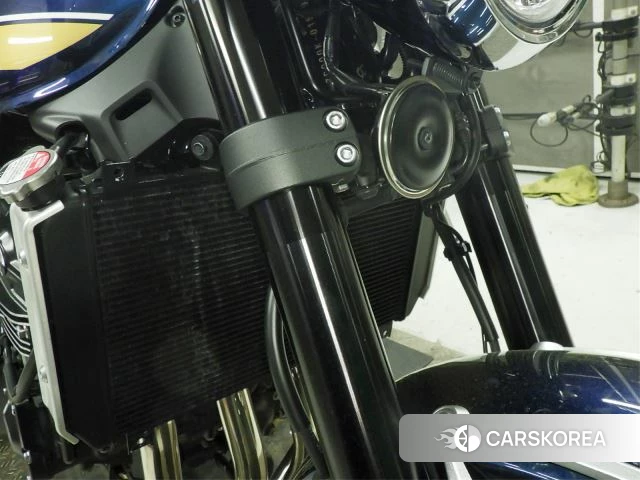 Kawasaki Z900RS id 4255681 из Японии 8