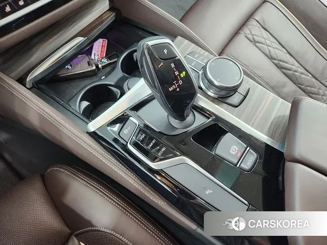 BMW 5 Series (G30) id 3444996 из Кореи 8