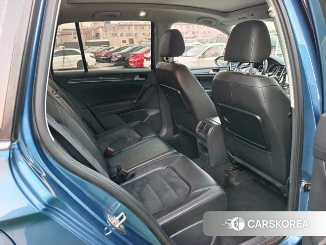 Volkswagen Golf*Jiayu id 4208372 из Китая 8