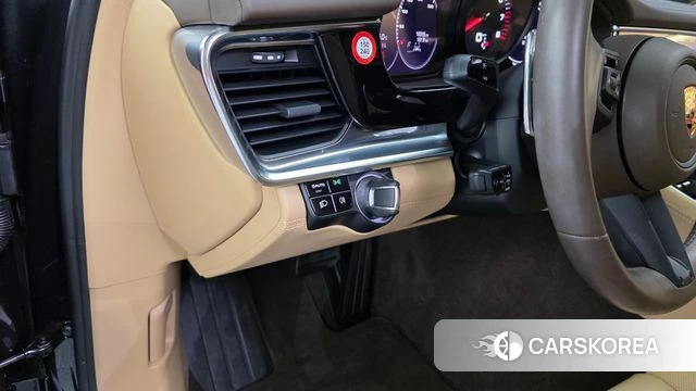 Porsche Panamera (971) id 4423524 из Кореи 8