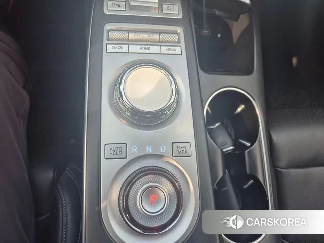 Genesis GV70 id 3777287 из Кореи 8