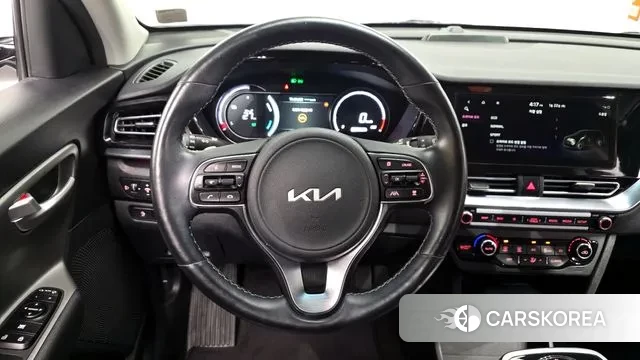 Kia Niro Plus id 3610838 из Кореи 8