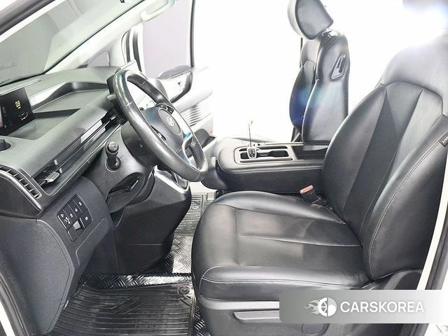 Hyundai Staria id 4749686 из Кореи 8