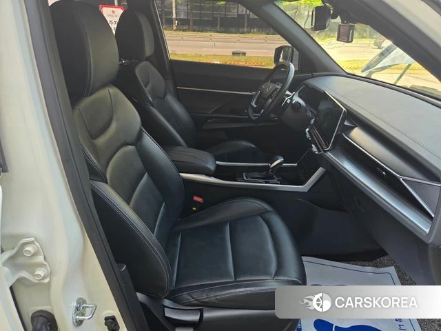 Ssangyong Torres id 4337422 из Кореи 8