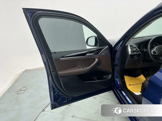 BMW X3 id 4358921 из Китая 8