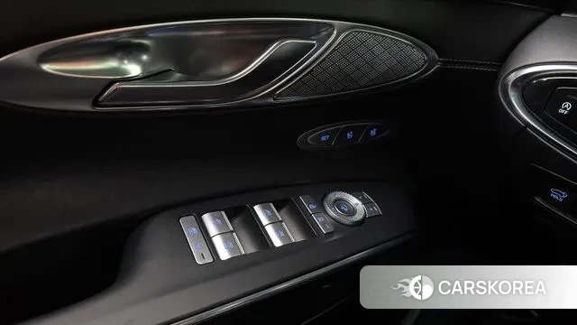 Genesis GV70 id 3453261 из Кореи 8