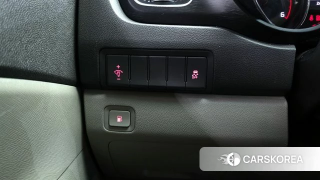 Kia All New Carnival id 4345839 из Кореи 8