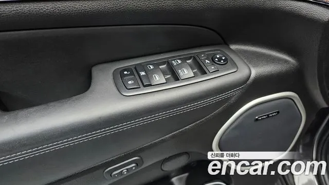 Jeep Grand Cherokee id 2839106 из Кореи 8