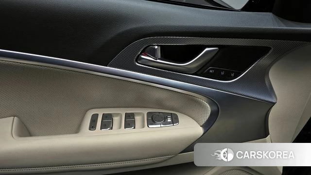 Genesis The New G70 id 3852560 из Кореи 8