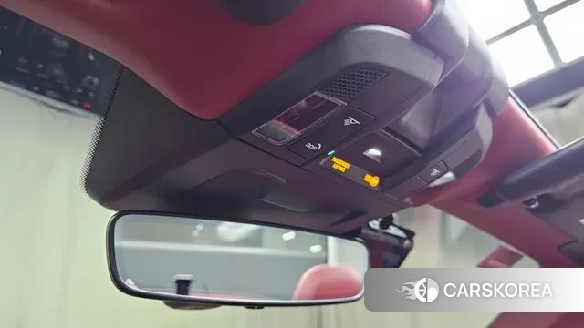 Porsche 911(992) id 3486870 из Кореи 8