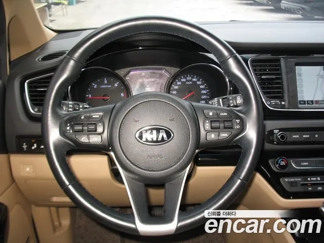 Kia The New Carnival id 2860373 из Кореи 8