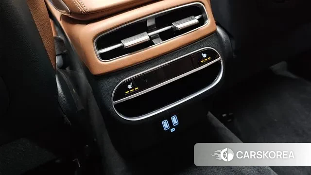 Genesis GV70 id 3621176 из Кореи 8