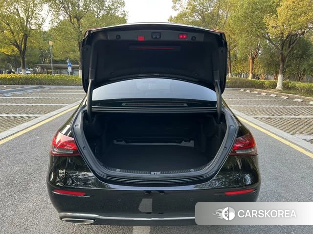 Mercedes-Benz E-class id 4212885 из Китая 8