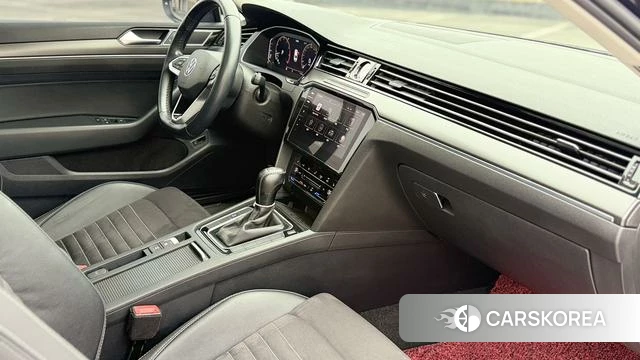 Volkswagen Magotan id 4217515 из Китая 8