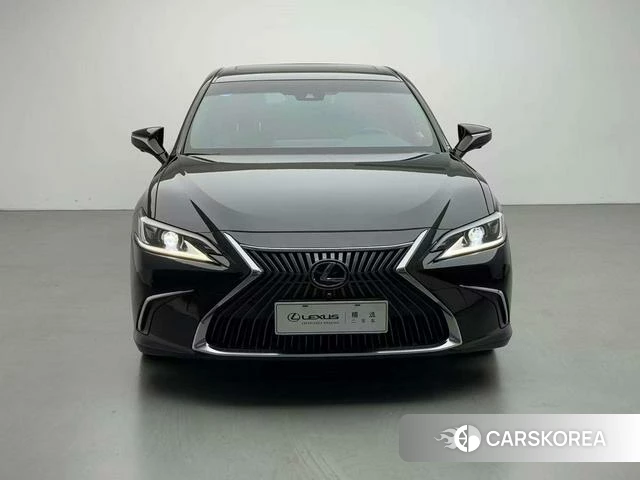 Lexus ES id 4222310 из Китая 8