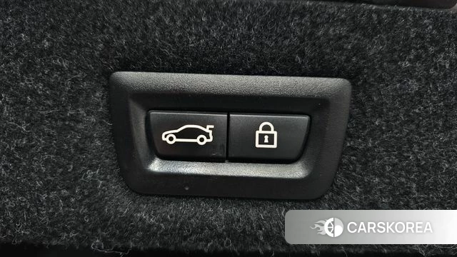 BMW 5 Series (G30) id 4390186 из Кореи 8