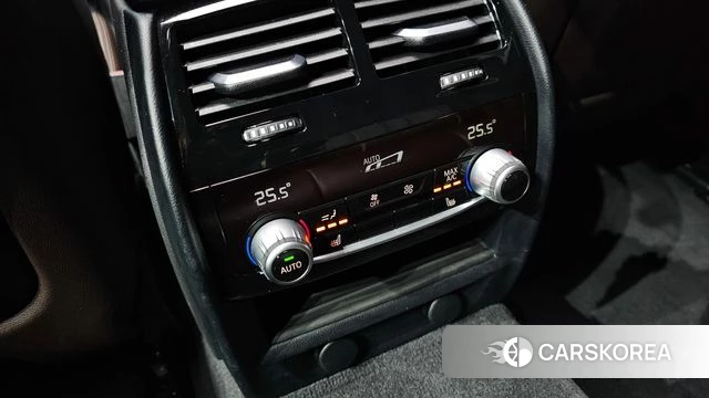 BMW 5 Series (G30) id 4203927 из Кореи 8