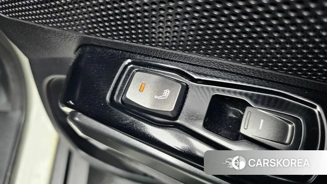 Ssangyong Tivoli Air id 3878696 из Кореи 8