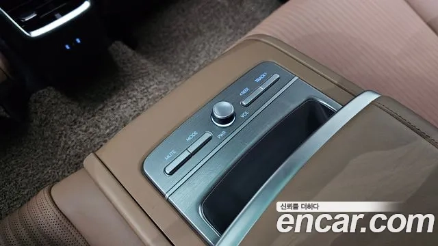 Hyundai Grandeur Hybrid (GN7) id 2910283 из Кореи 8