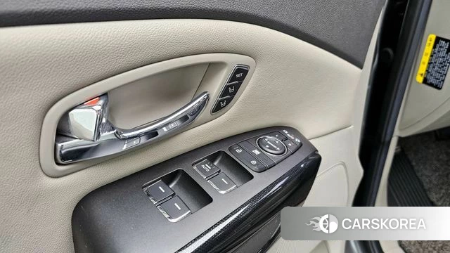 Kia All New Carnival id 4180703 из Кореи 8