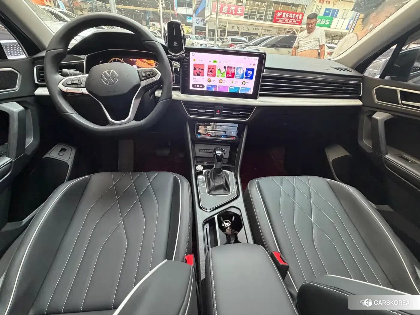 Volkswagen Tiguan L id 4570510 из Китая 8