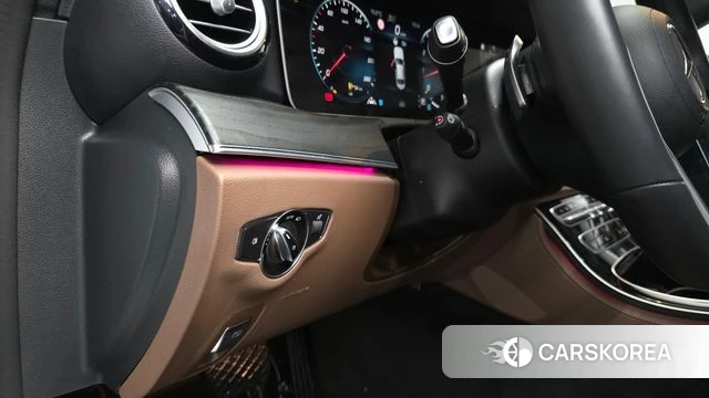 Mercedes-Benz E-Class W213 id 4186128 из Кореи 8