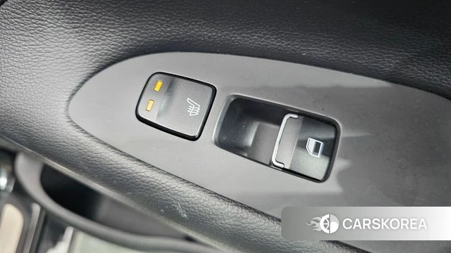 Hyundai Grandeur IG Hybrid id 4502800 из Кореи 8