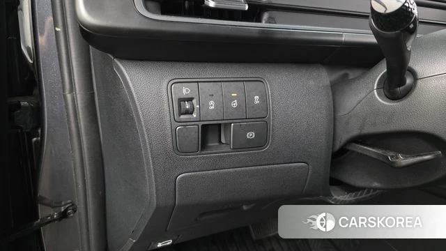 Hyundai Staria id 4763389 из Кореи 8