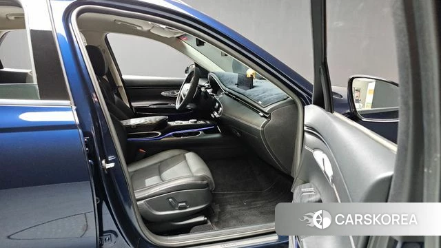 Genesis GV70 id 3916291 из Кореи 8