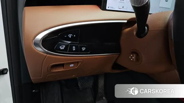 Genesis GV70 id 3706373 из Кореи 8