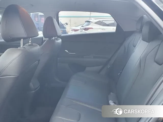 Hyundai Avante (CN7) id 3483116 из Кореи 8