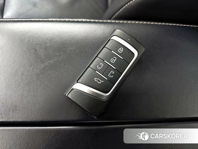 GAC Trumpchi Trumpchi M8 id 4208987 из Китая 8