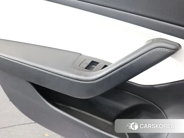 Tesla Model 3 id 3340533 из Кореи 8