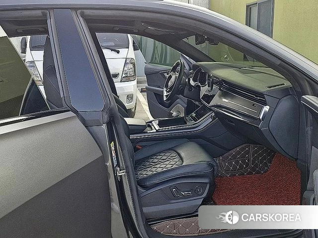 Audi SQ8 (4M) id 3833596 из Кореи 8