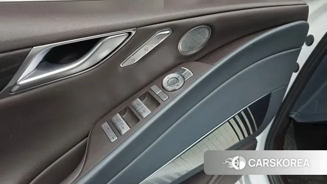 Genesis G80 (RG3) id 3626333 из Кореи 8