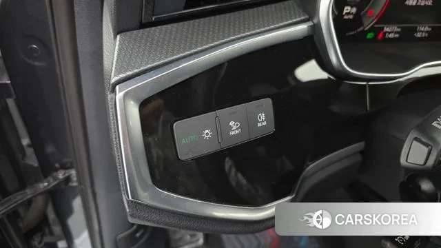 Audi Q3 (F3) id 2974618 из Кореи 8