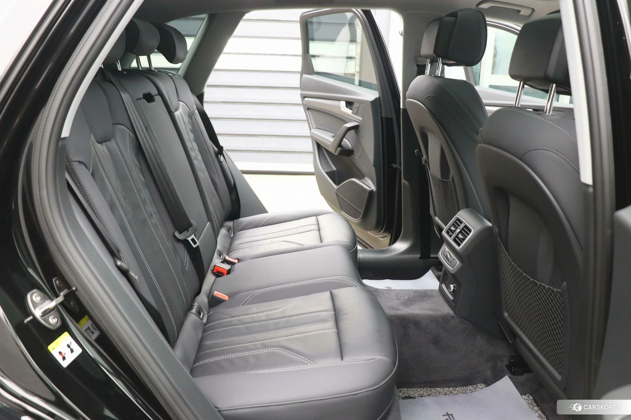 Audi Q5L id 4419317 из Китая 8