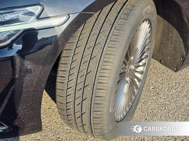 Genesis G90 id 3905194 из Кореи 8