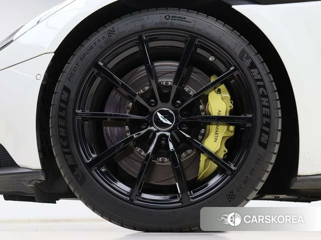 Aston Martin DB11 id 4238834 из Китая 8
