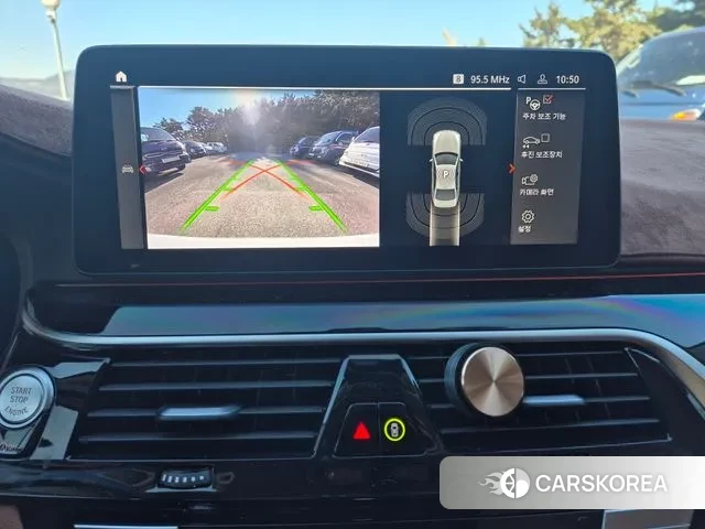 BMW 5 Series (G30) id 3443130 из Кореи 8