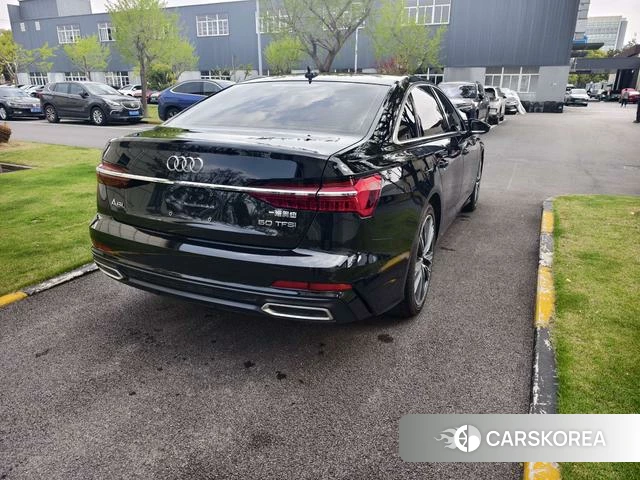 Audi A6L id 4272013 из Китая 8