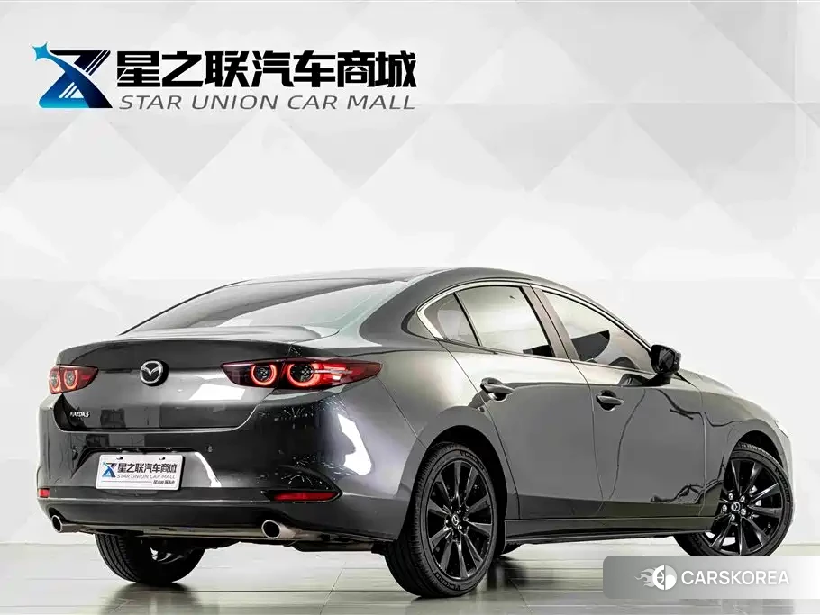 Mazda 3 id 4686271 из Китая 8